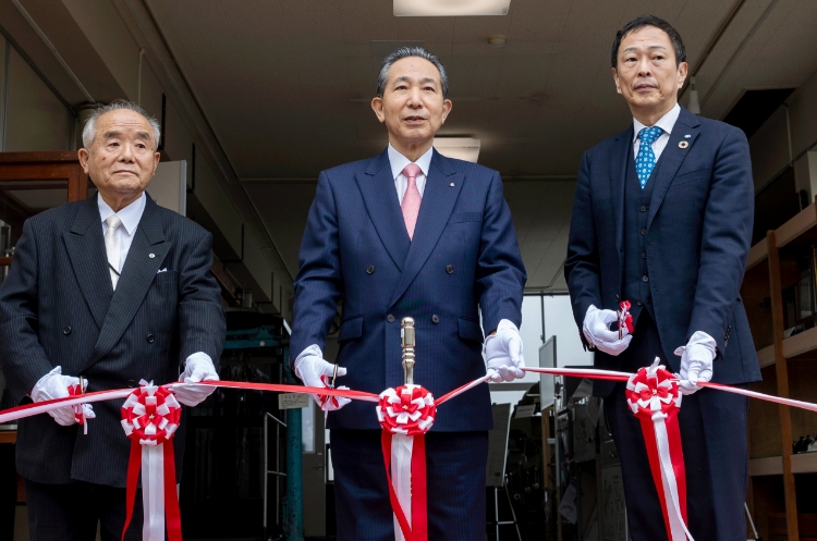 クボタはかり事業100周年記念式典　2024年4月5日（金） 東洋計量史資料館にて工業用はかり寄贈式を開催